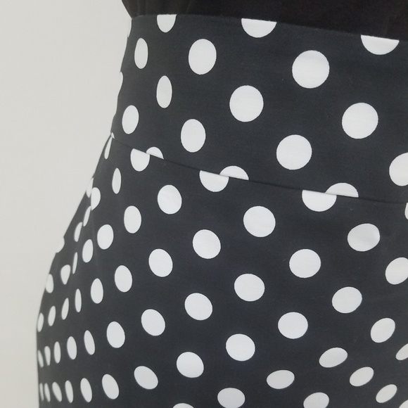 Pencil Skirt - Picture 3 of 7